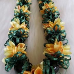 Graduation Ribbon Lei