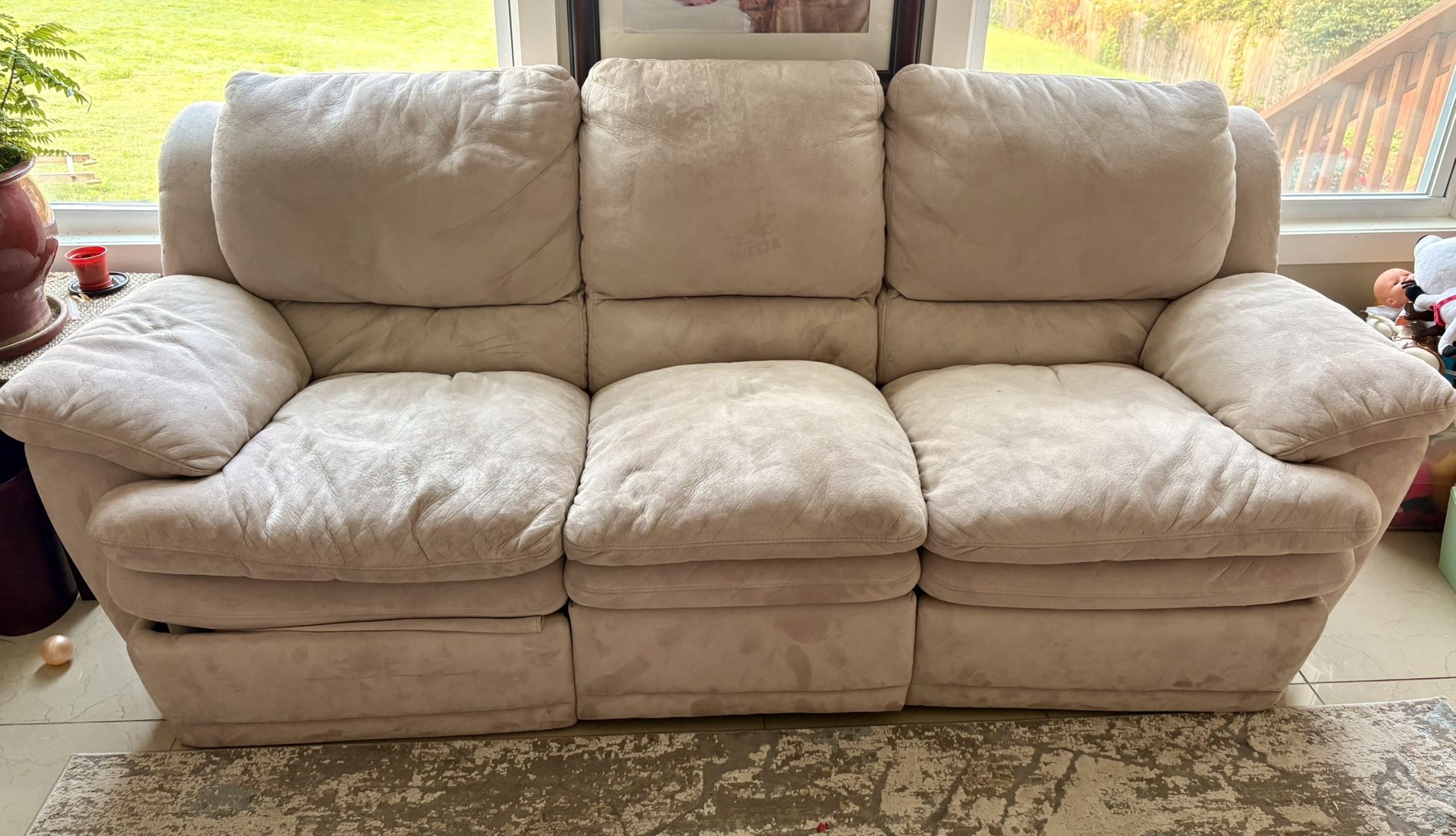 Recliner Sofa