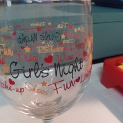 Girls Night Wine Glasses 