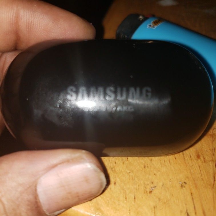 Samsung EAR BUDS