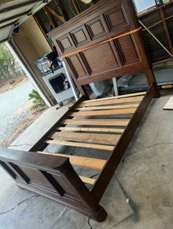 Queen bed