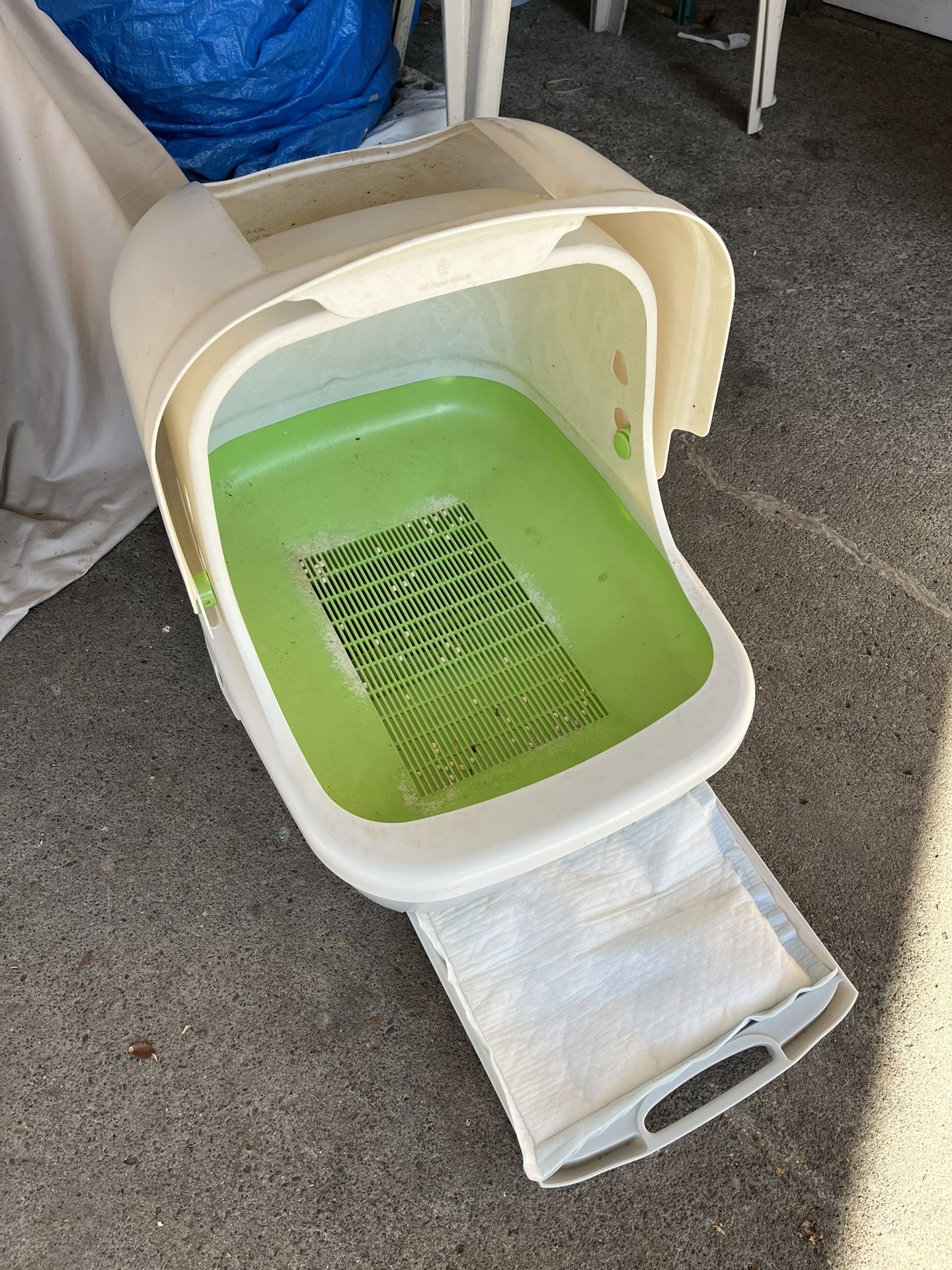 Breeze Litter Box