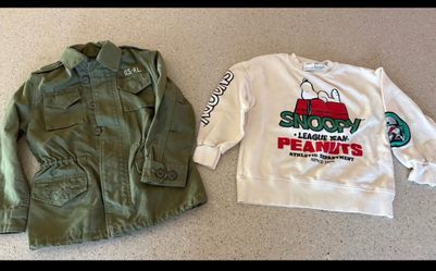 $15 - Girls Size 6 Ralph Lauren Jacket & Snoopy Sweatshirt