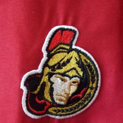 NHL Ottawa Senators Quarter Inch Zippered Jacket With Zippered Pockets Men's Size Extra Large On Tour Brand
