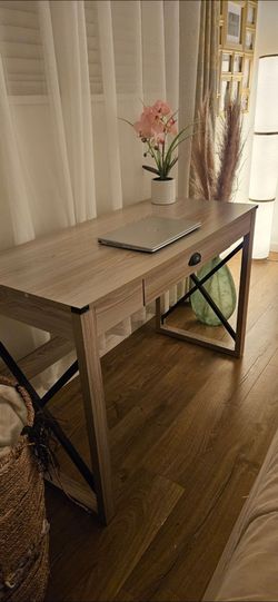 Beautiful desk 😍