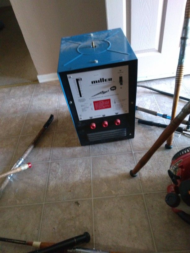 Thunderbolt Miller Stick Welder