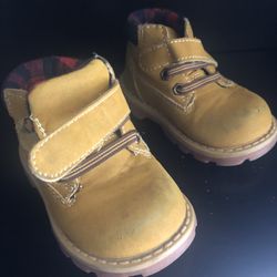 Toddler boots