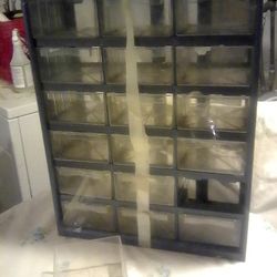 18- Drawer Storage. Color: Blue. L- 14.5" W-6.5" H-18"