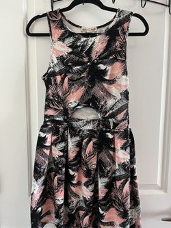 Skater dress with keyhole cutout 