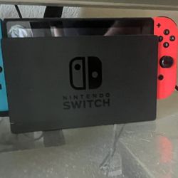 Nintendo switch w/accessories