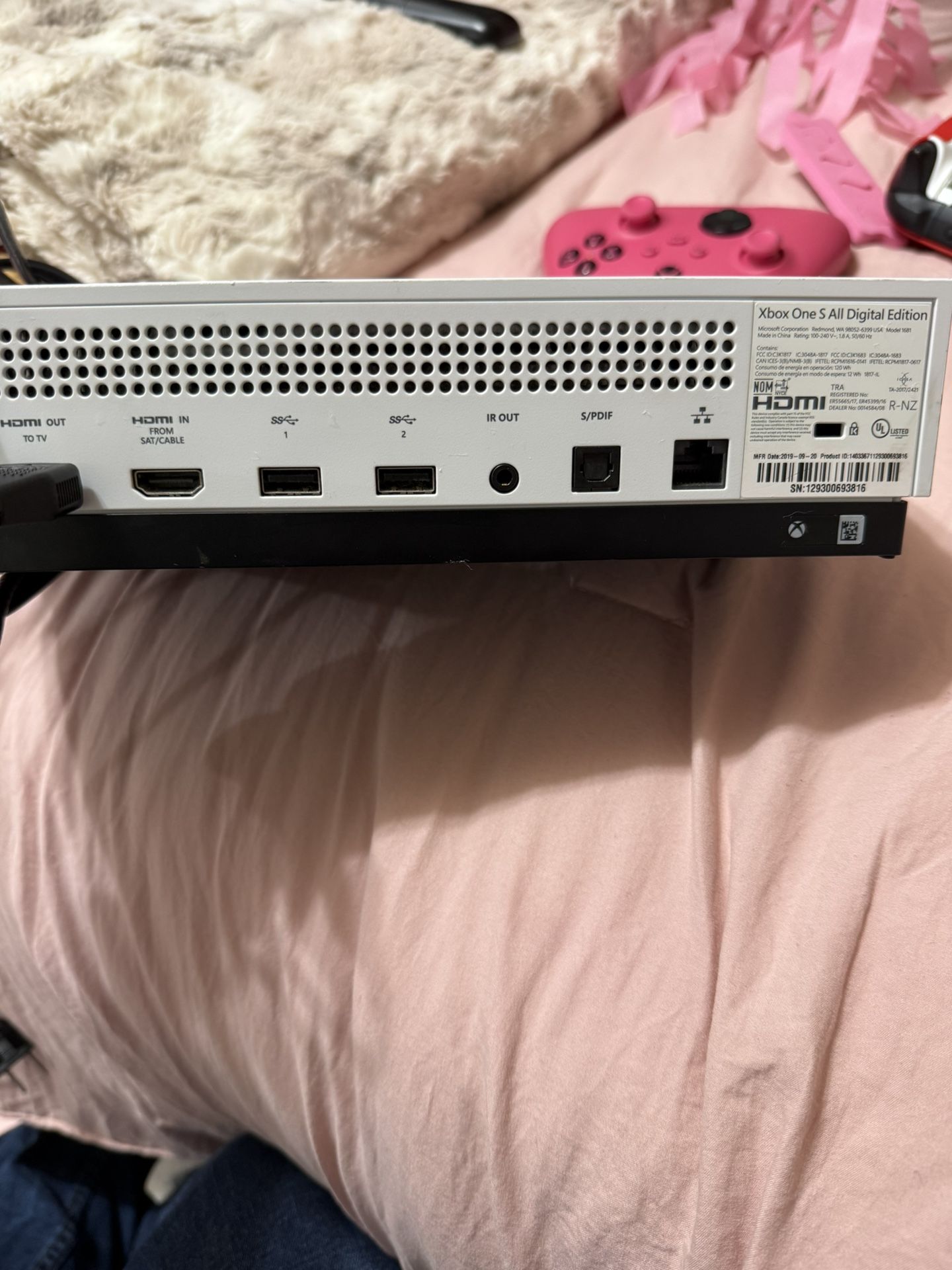 Xbox One S