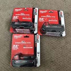 Milwaukee Battery New Same Pic 50 Each