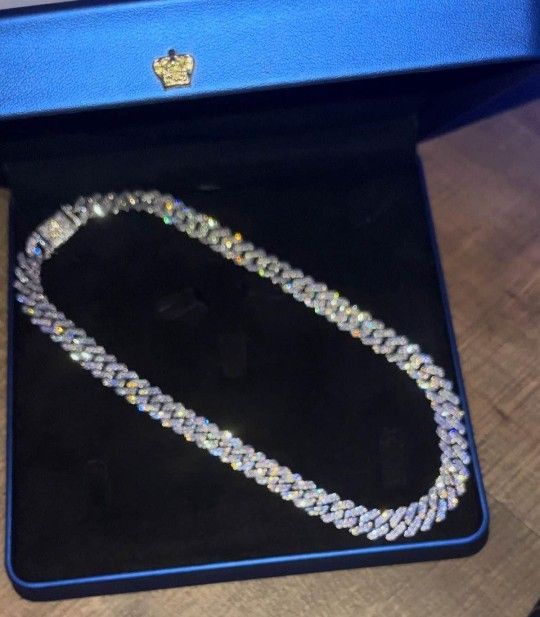 Iced Out Chain 