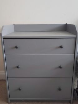 drawer chest Chaingin Table/ Cómoda y/o Cambiador 