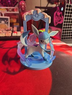 Glaceon Figure Mystery Blind Box Pokemon Eeveelutions