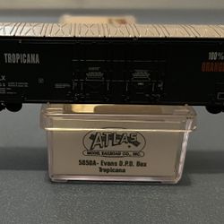 Atlas N Scale Evans DPD Box Car - Tropicana
