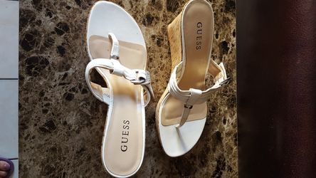 Guess White wedges