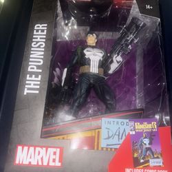 McFarlane action figure/comic book Collection 