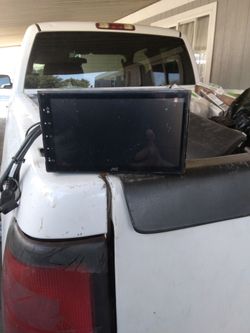 Jvc 6.8 Bluetooth digital media