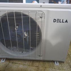 Della Split Type Room Air conditioner 