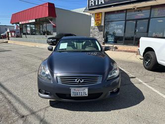 2011 INFINITI G37