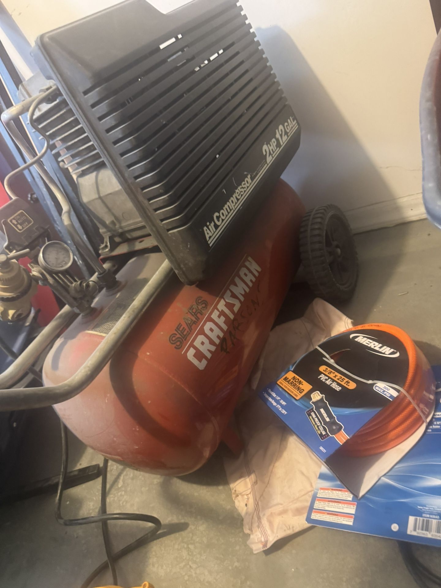 Compressor 2hp 12 Gallon