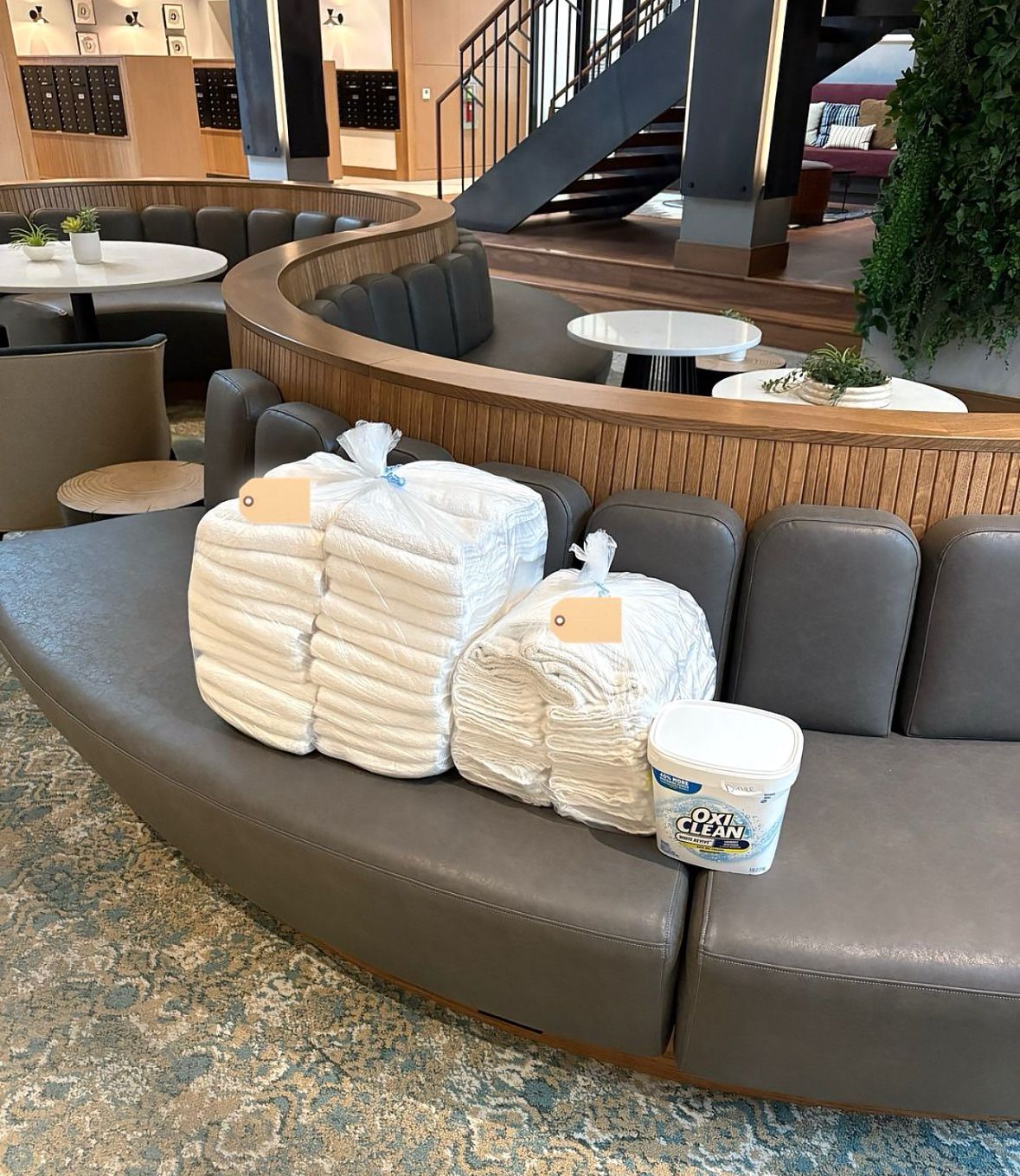 Pick Up And Deliver Laundry Service!