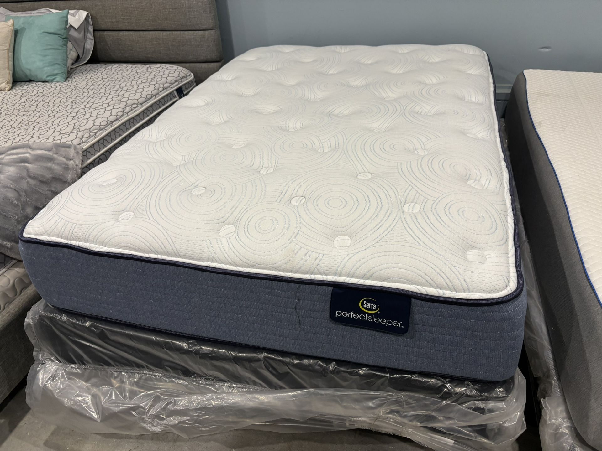 New Condition Full Size Mattress And Box Spring