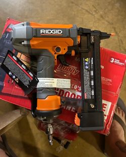 New RIDGID Pneumatic 18-Gauge 1-1/2 in. Finish Stapler