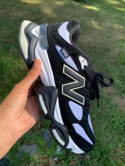 New Balance 9060 Pandas