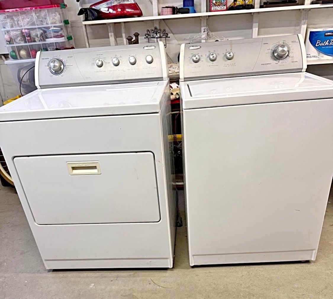 Whirlpool Washer And Dryer Set