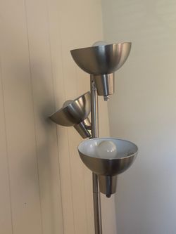 Floor lamp three light