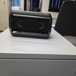 LG Bluetooth Speaker 