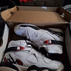 Air Jordan 8 Retro Sneakers Size 6y