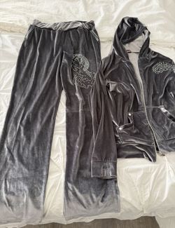 Women velvet pants with jacket Small
