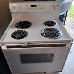 Whirlpool Electric Range ( Stove/Oven) - Can Deliver 
