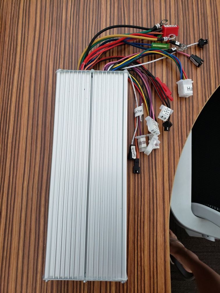 Electric bicycle brushless speed motor controller