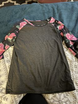 Assorted Women’s tops