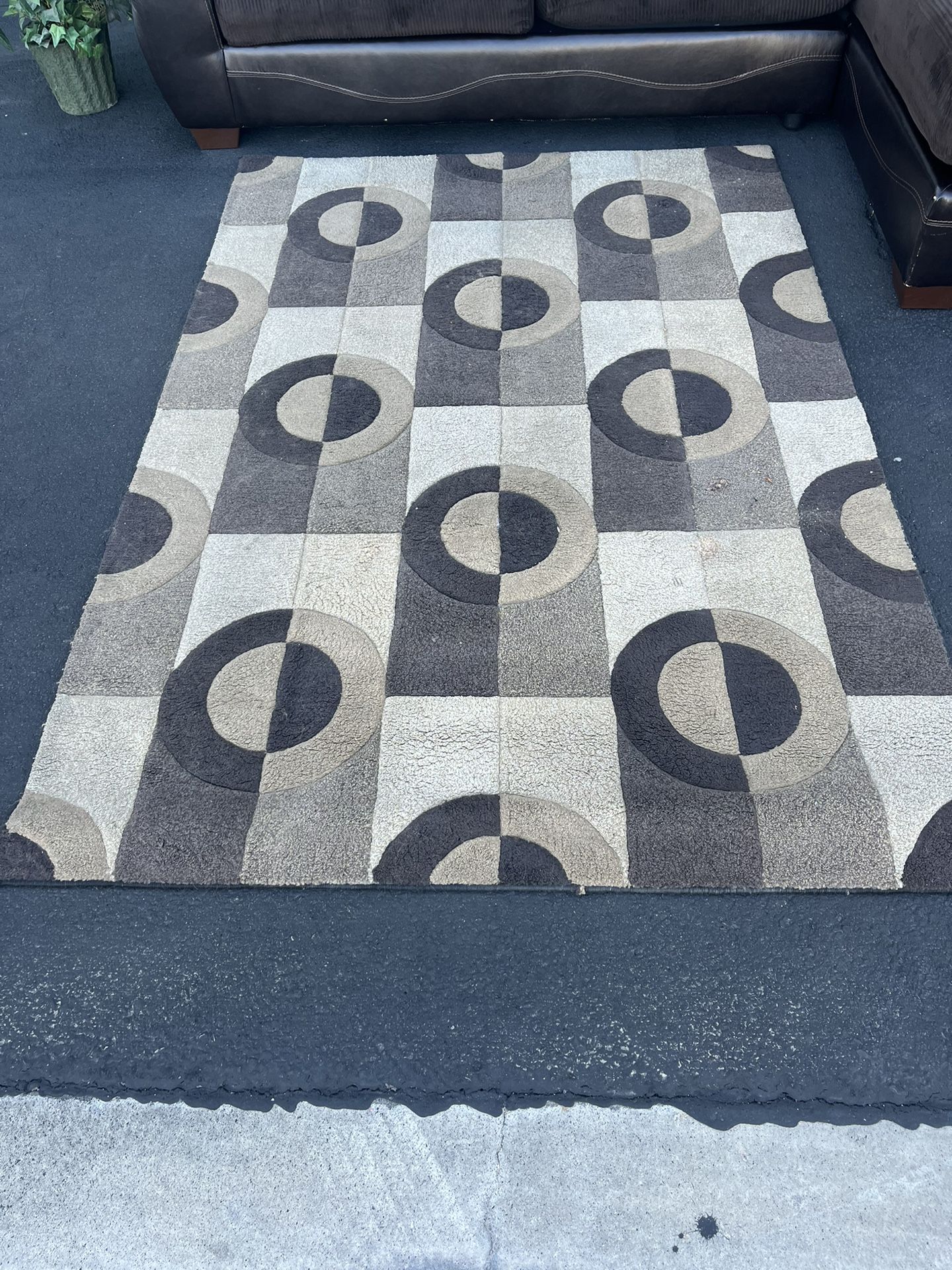 NICE & CLEAN SECTIONAL for Sale in Las Vegas, NV OfferUp