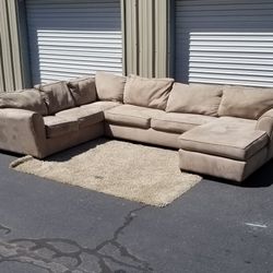 Sectional wrap-around Couch Very Good Condition 