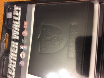 Oakland Raiders leather wallet