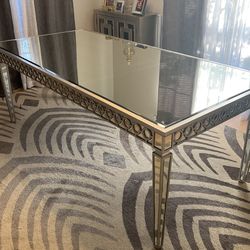 Z Gallaire Table And Chairs