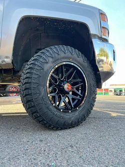 20x12 Rines Y Llantas 37/1250/20 RT