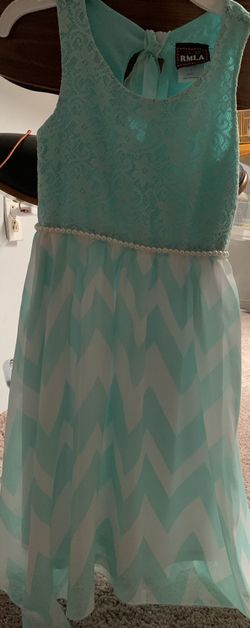 Girls dresses size 10/12
