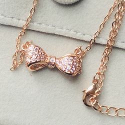 Elegant Bow Pendant Necklace 16”+4”
