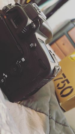 Nikon D750
