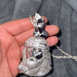 S925 Moissanite Jesús Pendant Large
