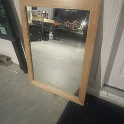 Mirror. Approx 34”x24” 