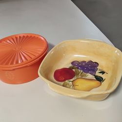 Casserole Dish & Tupperware Container