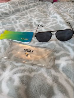 QUAY POLARIZED UNISEX SUNGLASSES HIGH KEY 126 BLACK